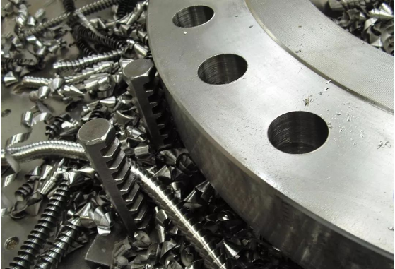 因此，設(shè)備接口或閥門上的法蘭連接尺寸